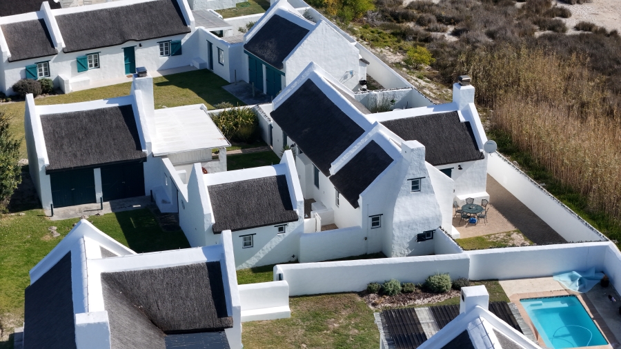 5 Bedroom Property for Sale in Struisbaai Western Cape